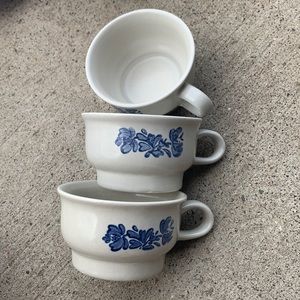 Pfaitzgrafe, espresso/small mug, vintage w/ blue flowers
